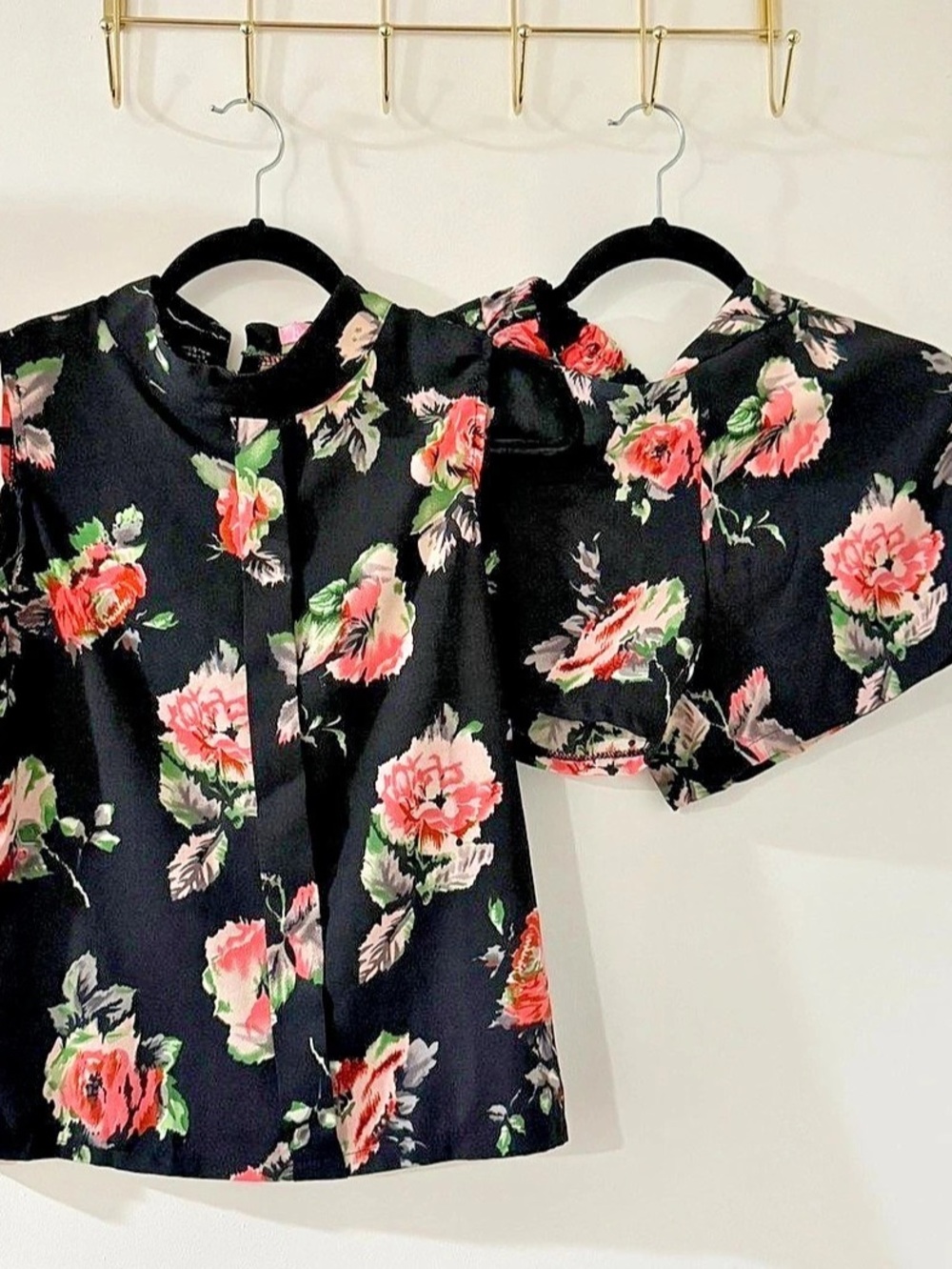 Floral Blouse and Shorts Terno in Black & Pink Like New